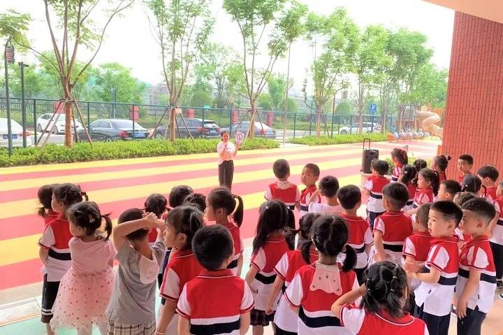 远离烟害，我们在行动——记天元公学幼儿园禁烟宣传教育活动